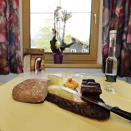 Zimalis アパート