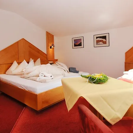 Zimalis Apartment *