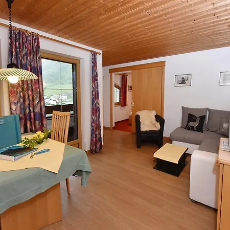 Zimalis Apartment